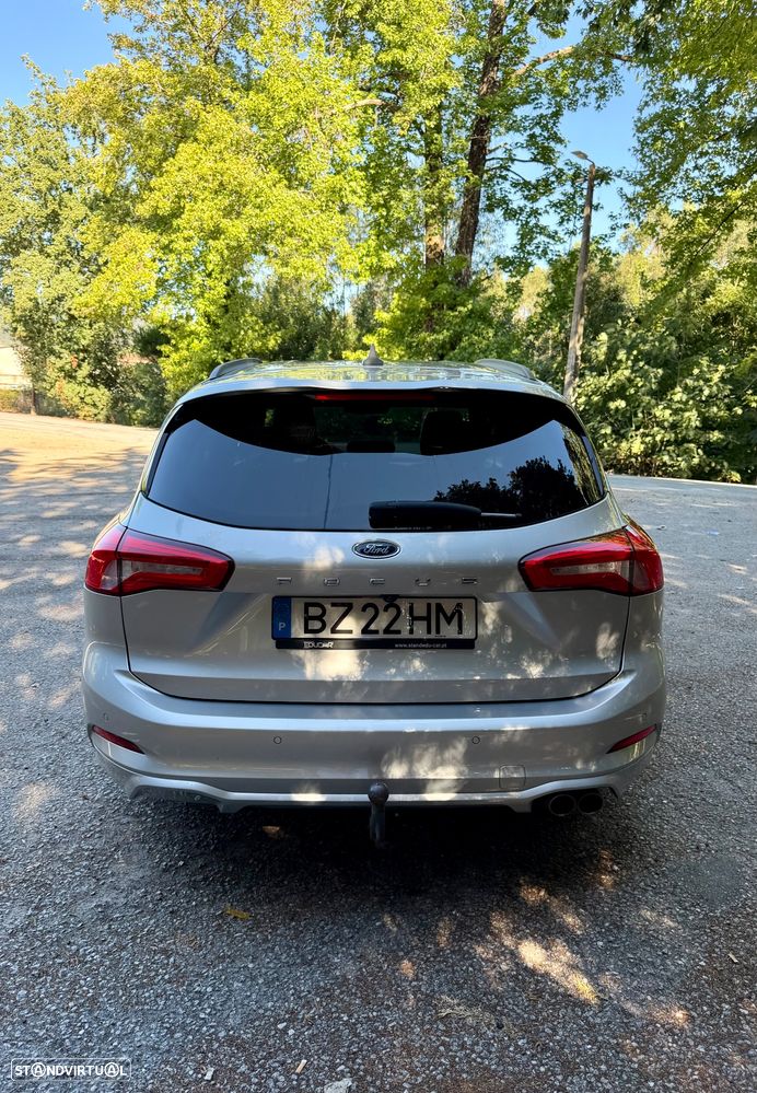 Ford Focus SW 1.0 EcoBoost Hybrid ST-LINE X — fotografia 7