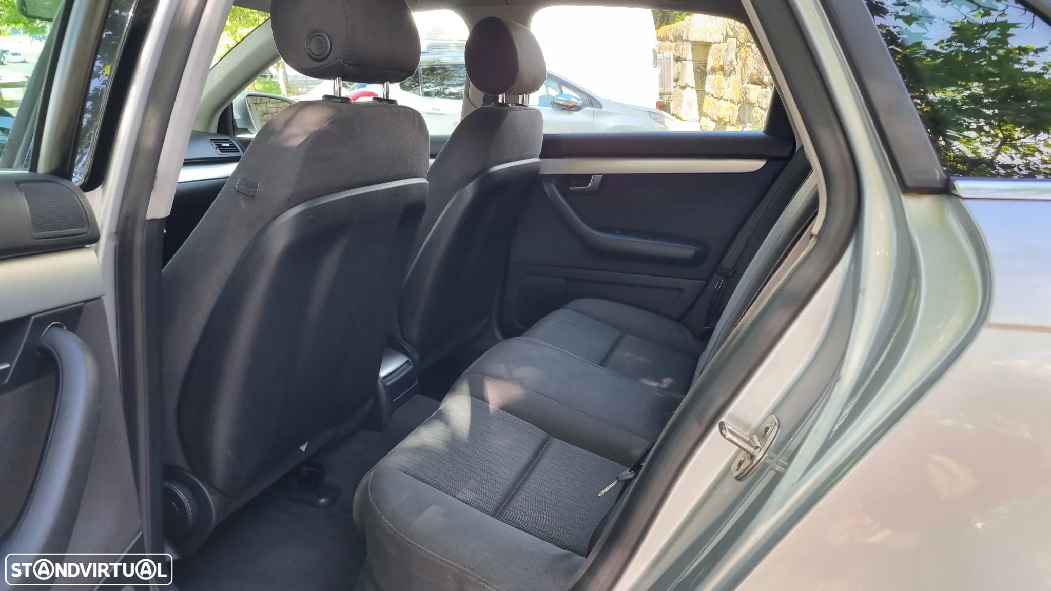 Audi A4 2.0 TDI S-line - 24