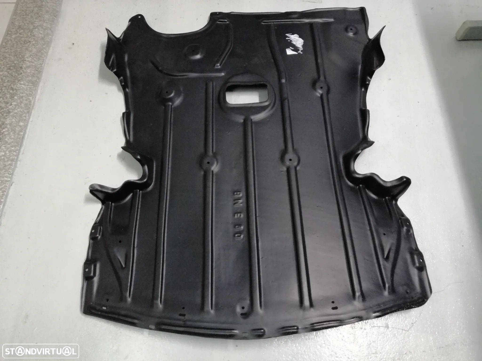 Blindagem /Resguardo de proteção do motor BMW E90 e E91 NOVO - 1