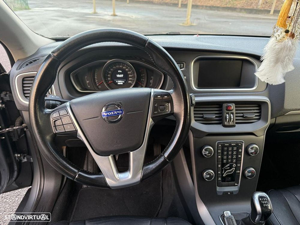 Volvo V40 1.6 D2 Momentum Eco - 14