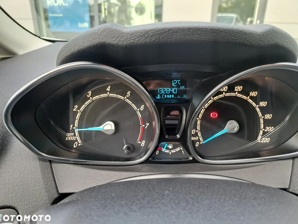Ford Fiesta - 23