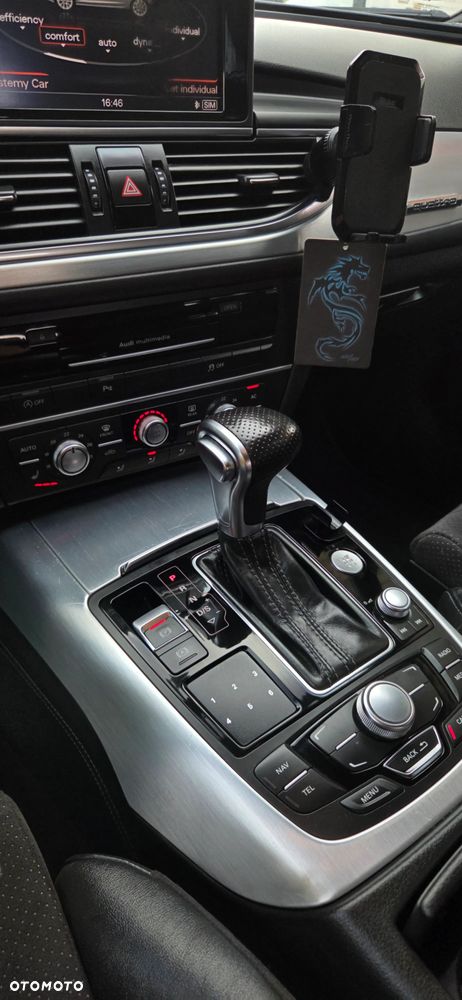 Audi A6 Avant - 27
