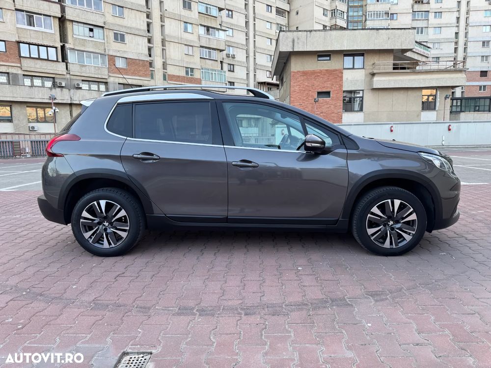 Peugeot 2008 PureTech 110 Stop&Start EAT6 Allure - 34