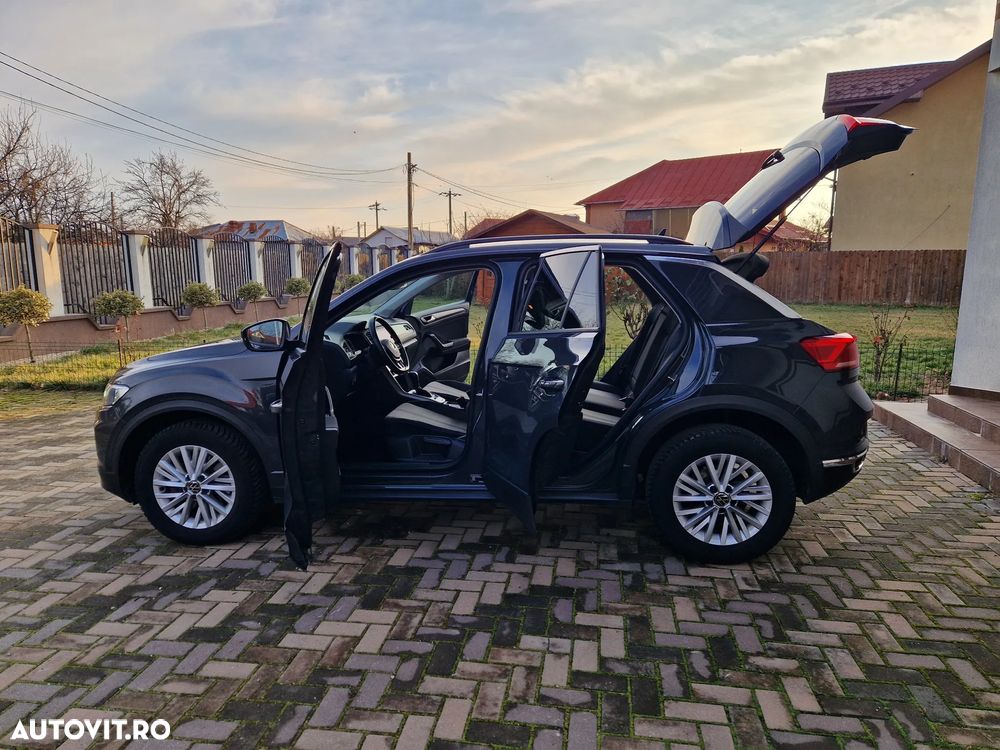 Volkswagen T-Roc 2.0 TDI DSG Design - 10
