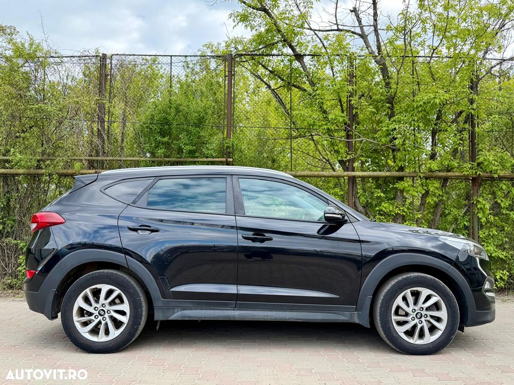 Hyundai Tucson 2.0 CRDI 4WD 6MT Style - 8