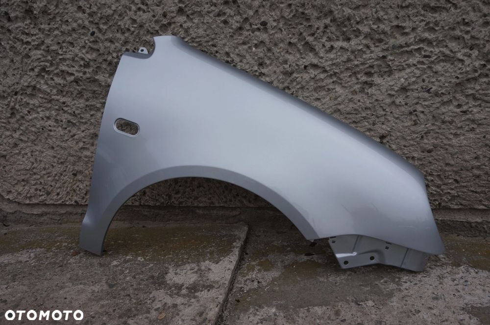 BŁOTNIK PRZÓD PRAWY VW POLO 9N OKULAR LA7W 01/05r - 3