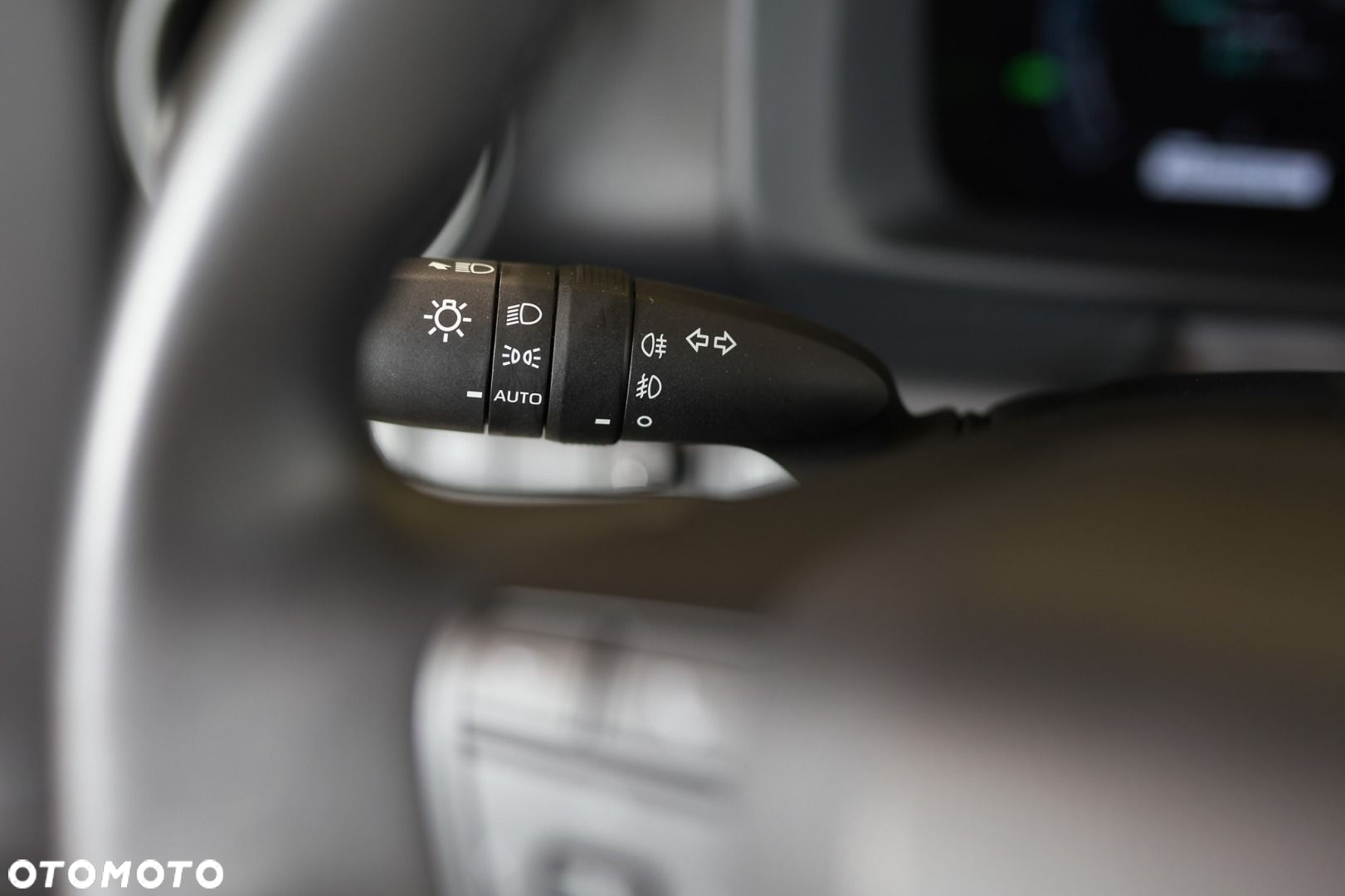 Toyota C-HR - 14