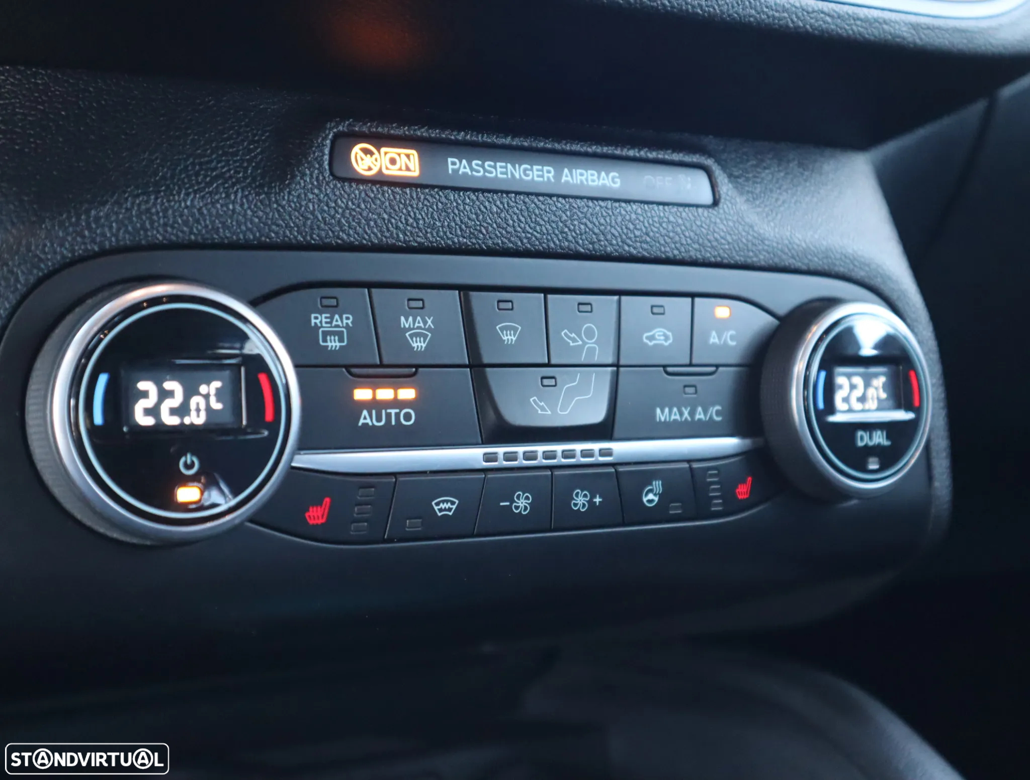 Ford Focus SW 1.0 EcoBoost MHEV ST-Line - 40