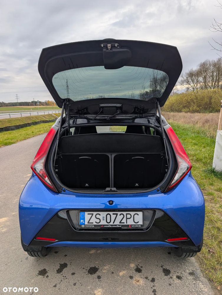 Toyota Aygo 1.0 VVT-i JBL Edition - 2