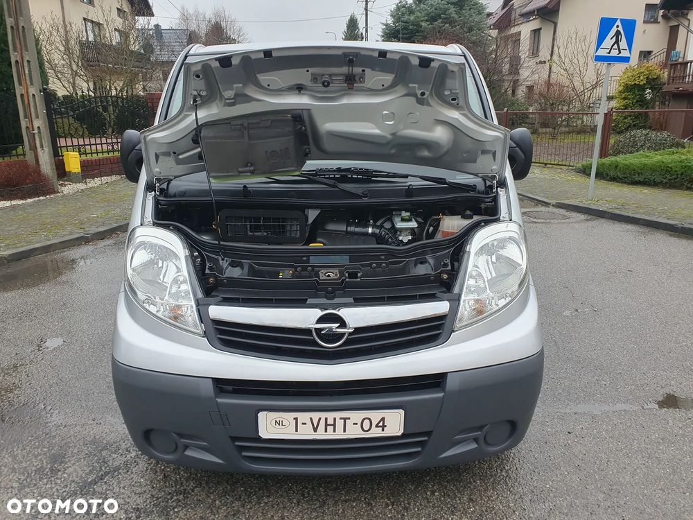 Opel Vivaro - 26