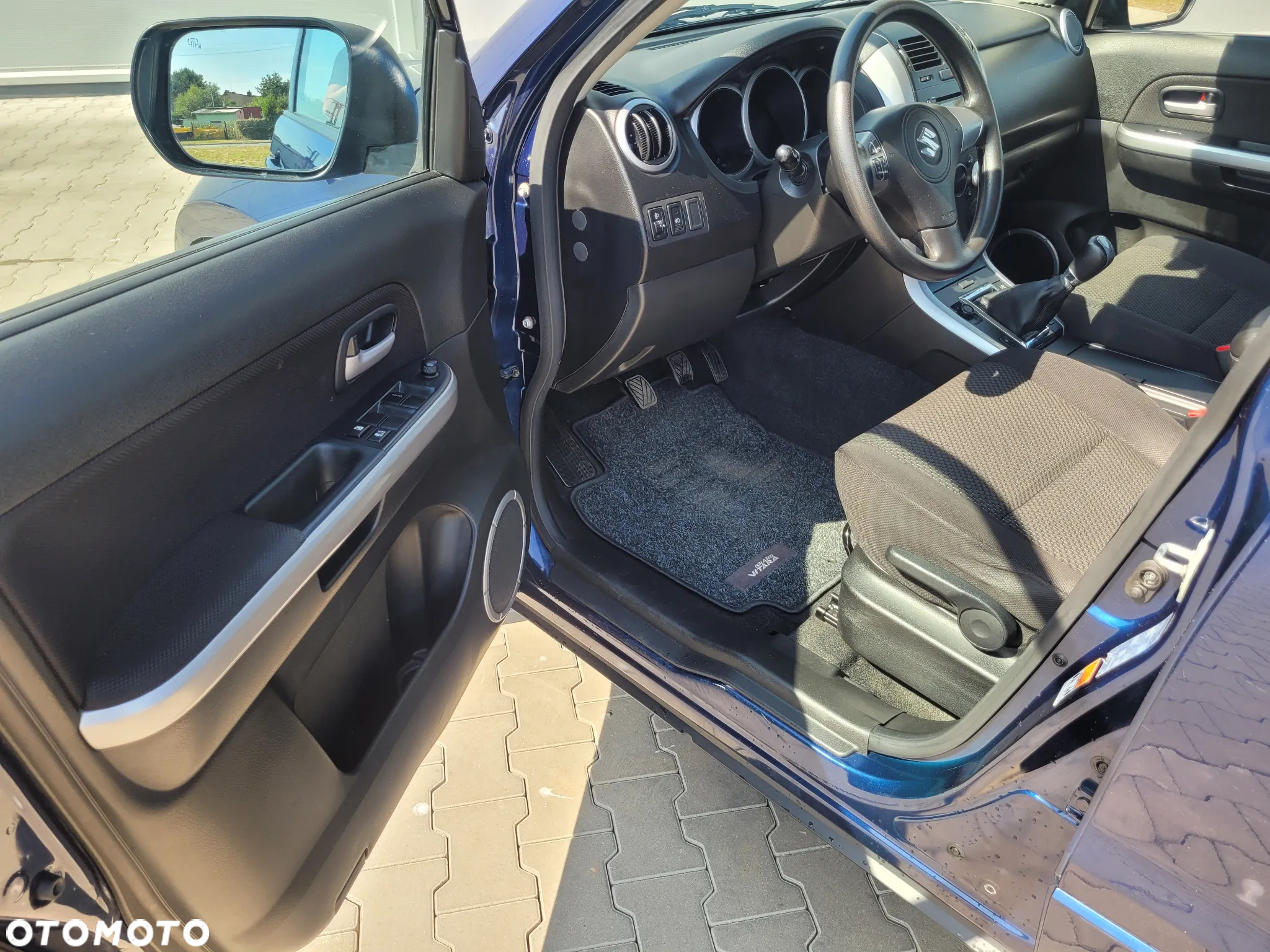 Suzuki Grand Vitara 2.0 Comfort Limited - 16