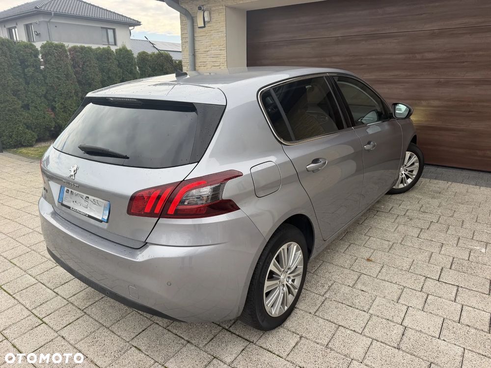 Peugeot 308 - 7