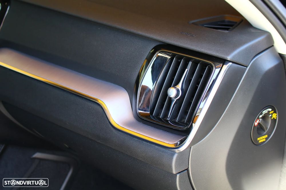 Volvo V60 2.0 T6 AWD TE Inscription - 12