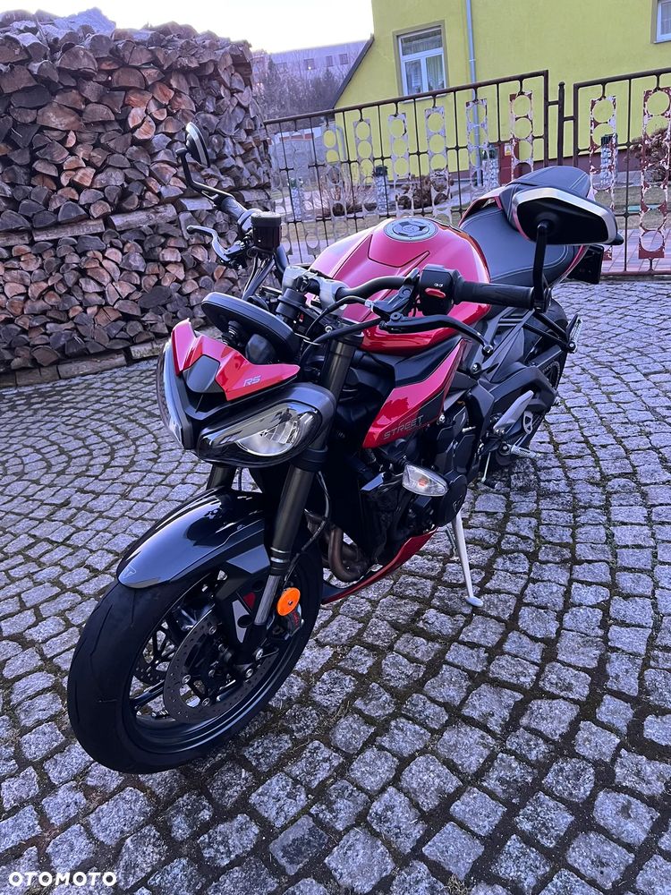 Triumph Street Triple - 21