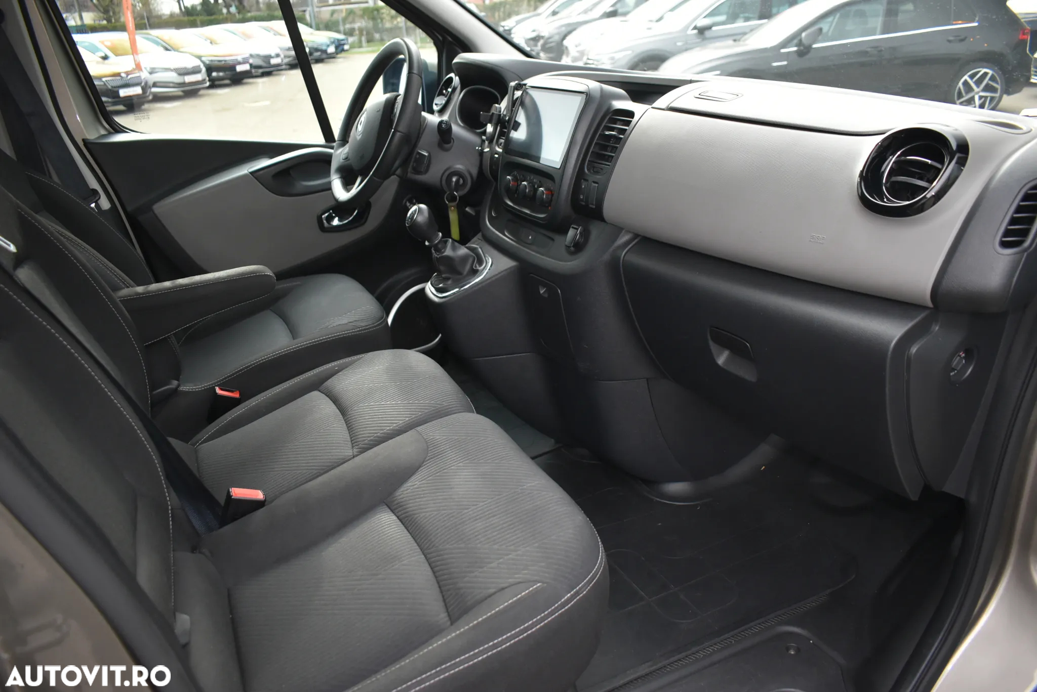 Renault Trafic - 20