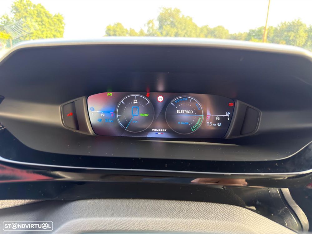 Peugeot 408 1.6 Hybrid Allure e-EAT8 - 40