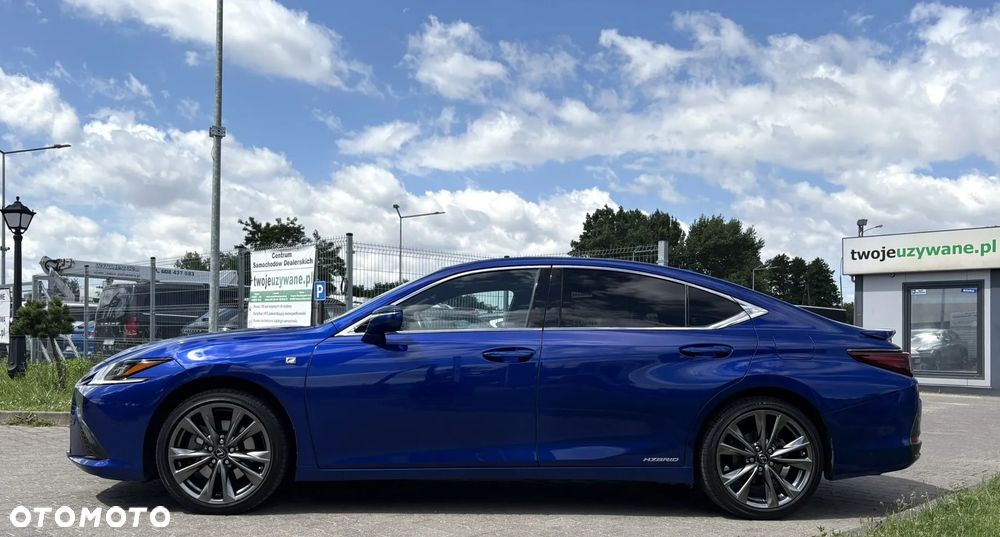Lexus ES 300h F Sport Edition - 5