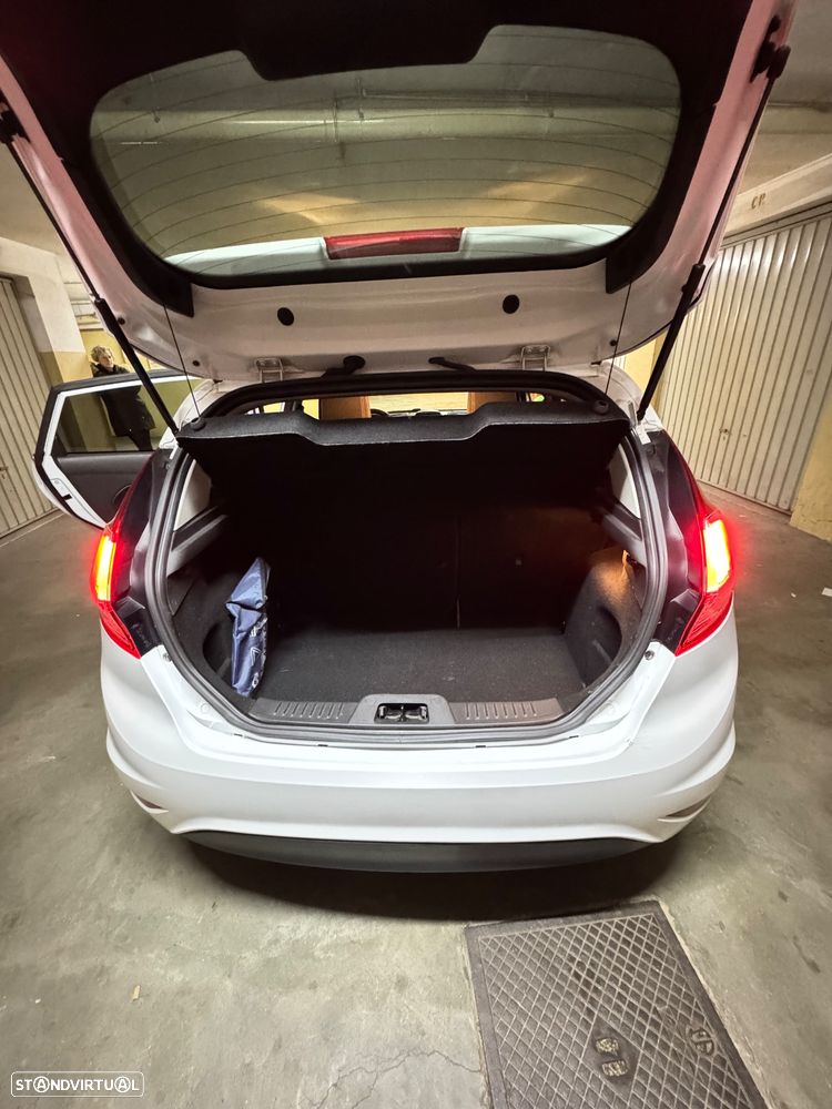 Ford Fiesta 1.0 EcoBoost Titanium - 5