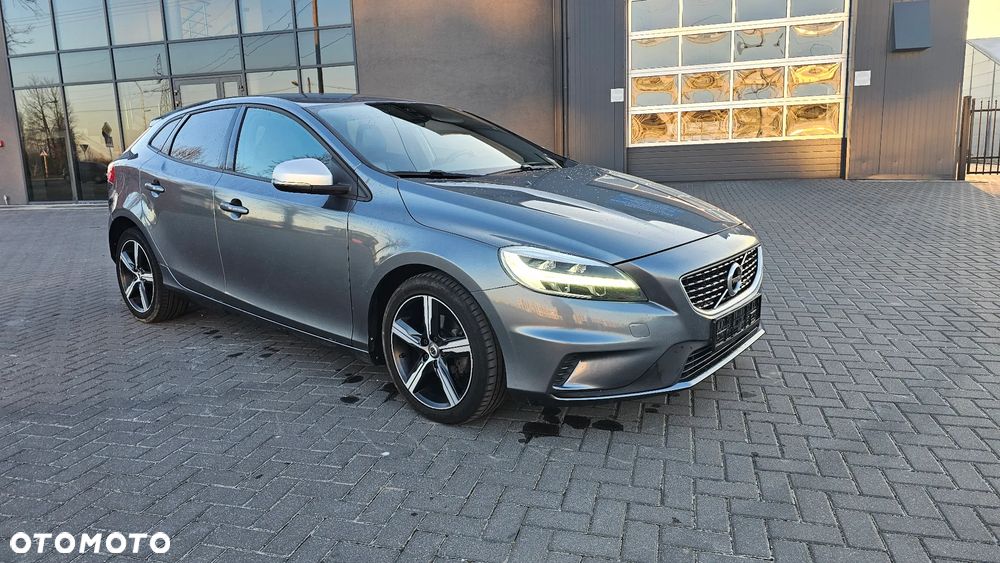 Volvo V40 D2 Drive-E R-Design Momentum - 39