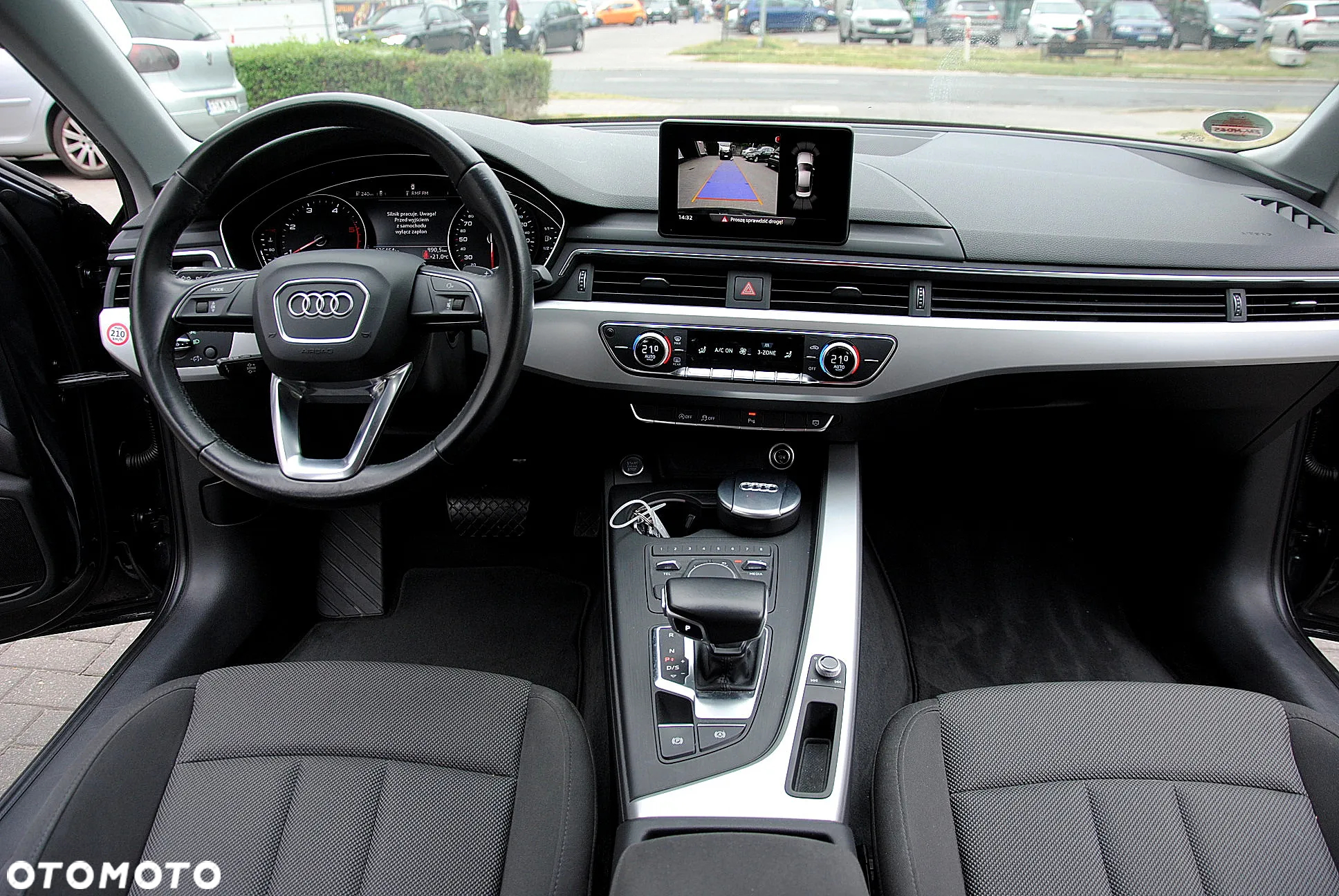 Audi A4 2.0 TDI S tronic design - 11