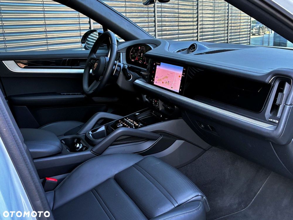 Porsche Cayenne - 38