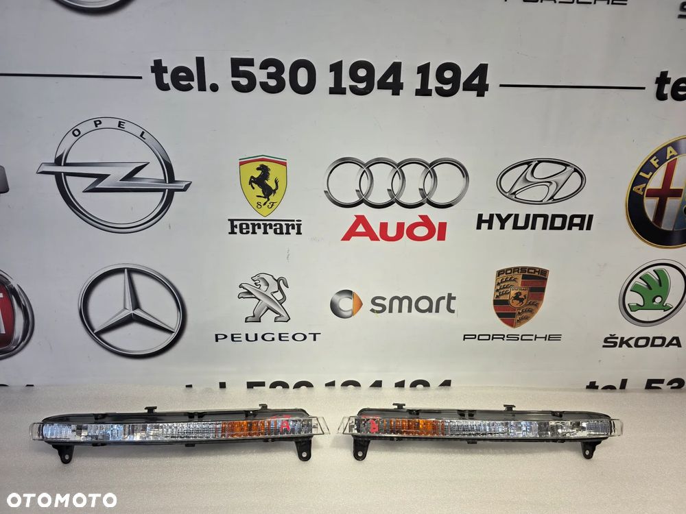 AUDI Q7 4L0 06-09 LEWY / PRAWY KIERUNKOWSKAZ NR 4L0953042 / 89313125 , 89313119 NR AUKCJI KB65 - 1