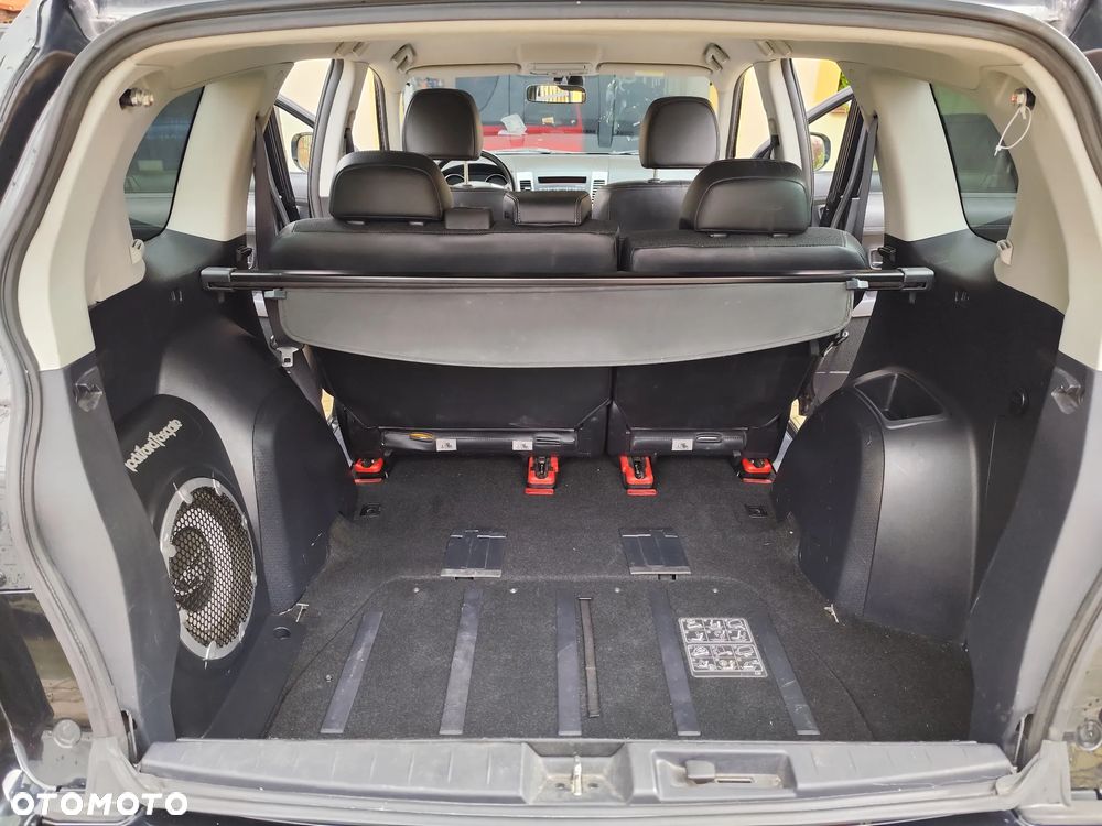 Mitsubishi Outlander 2.0 DID Intense + - 13