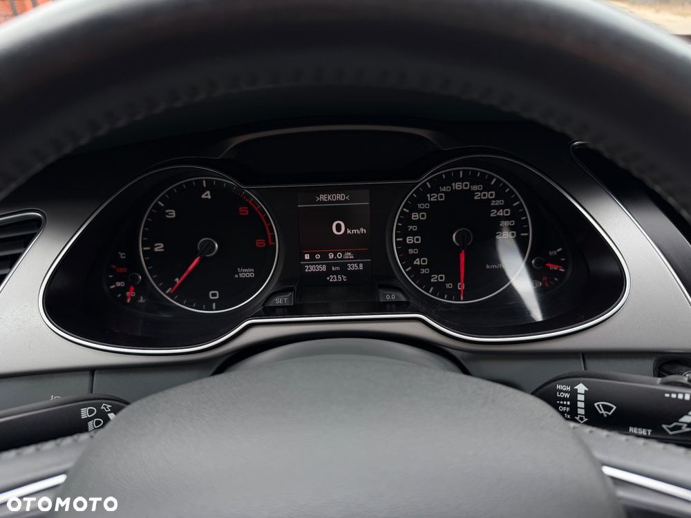 Audi A4 Avant - 26