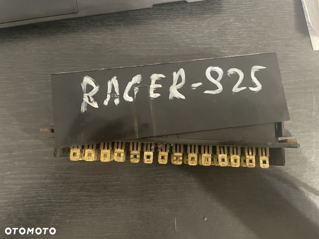 Claas ranger centrala elektryczna bezpieczników - 3