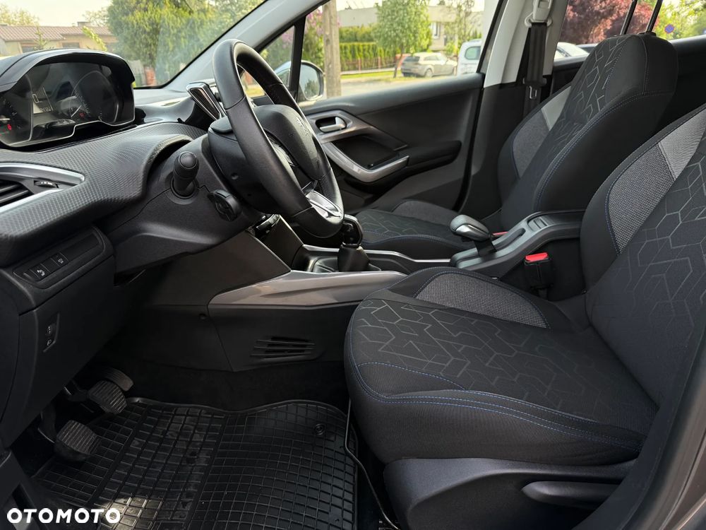 Peugeot 2008 PureTech 82 Style - 11