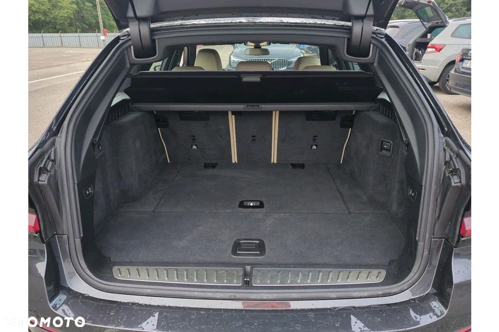 BMW Seria 5 - 10