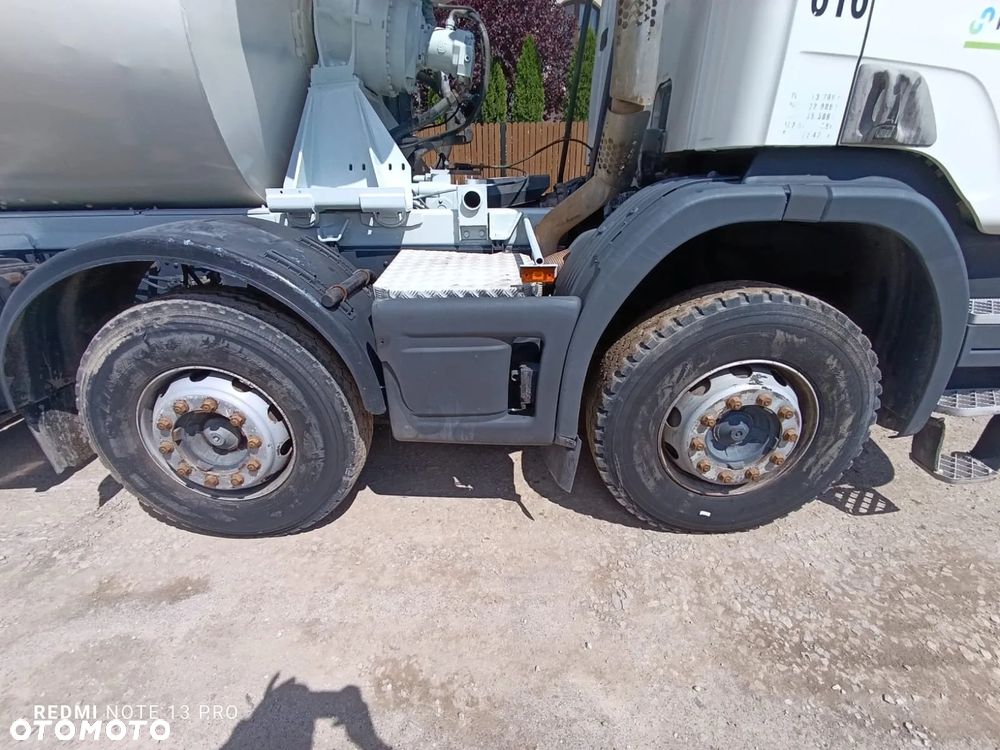 Scania P380 Liebherr 9/10 m3 - 14