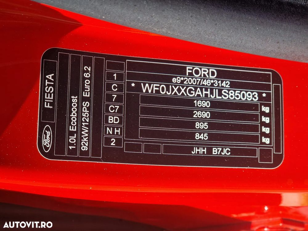 Ford Fiesta - 25