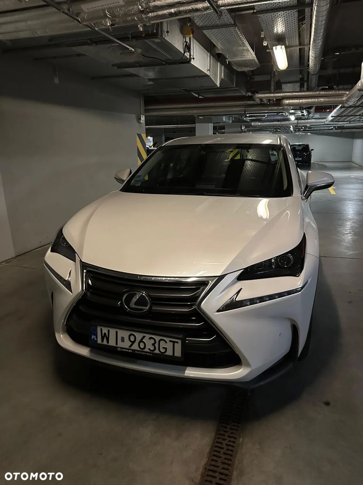 Lexus NX 300h Elite 2WD - 1