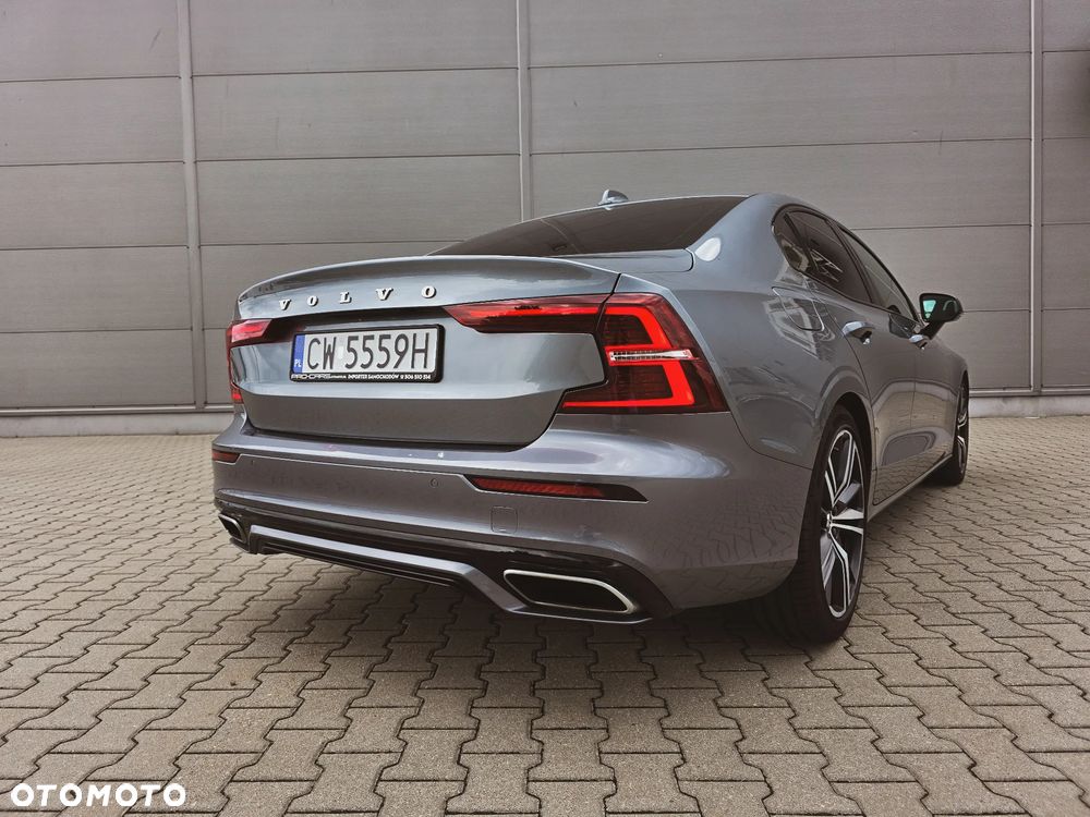 Volvo S60 T4 R-Design - 8