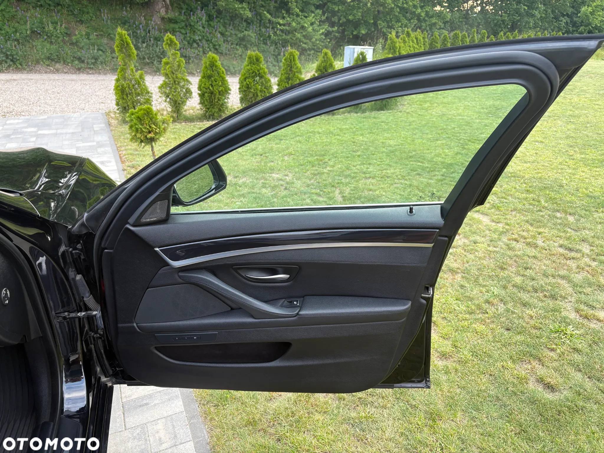 BMW Seria 5 525d xDrive Luxury Line - 16