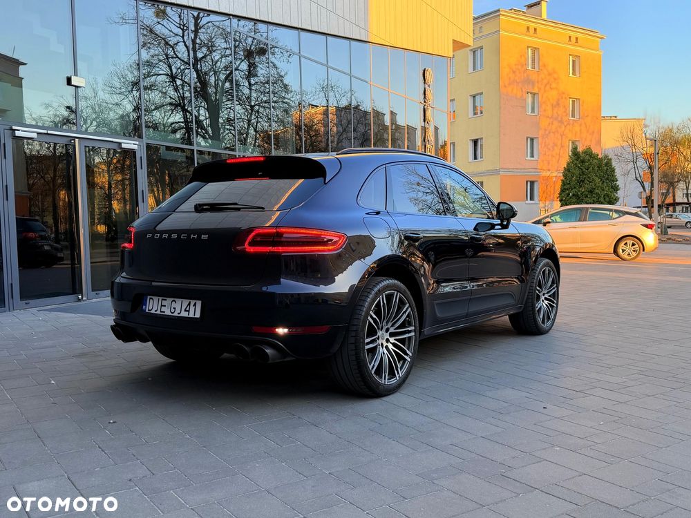 Porsche Macan - 5