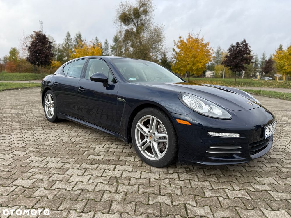 Porsche Panamera 4 PDK - 1