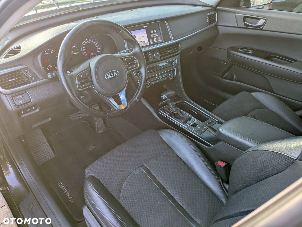 Kia Optima 1.7 CRDI XL DCT - 10