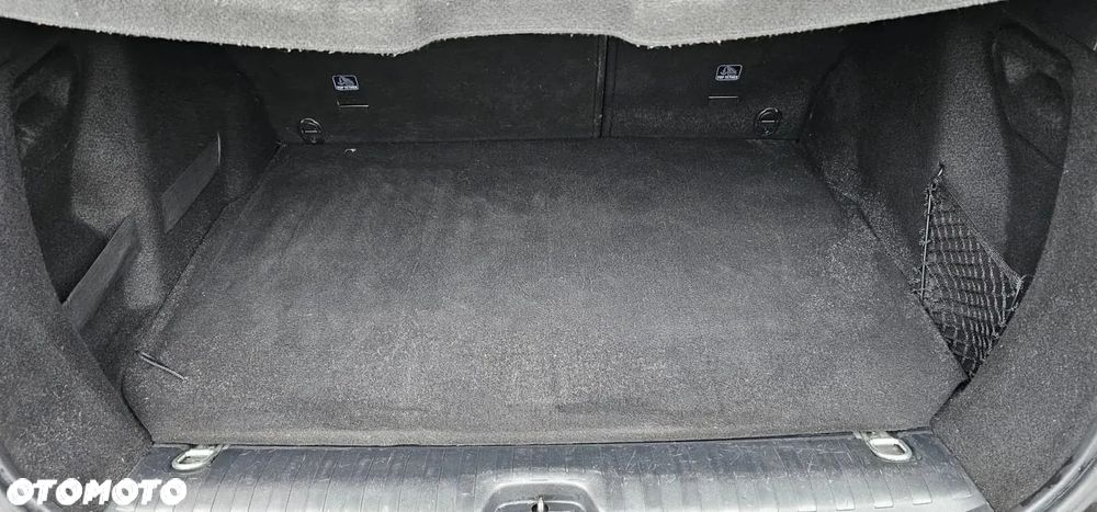 Peugeot 2008 1.5 BlueHDi Allure - 19