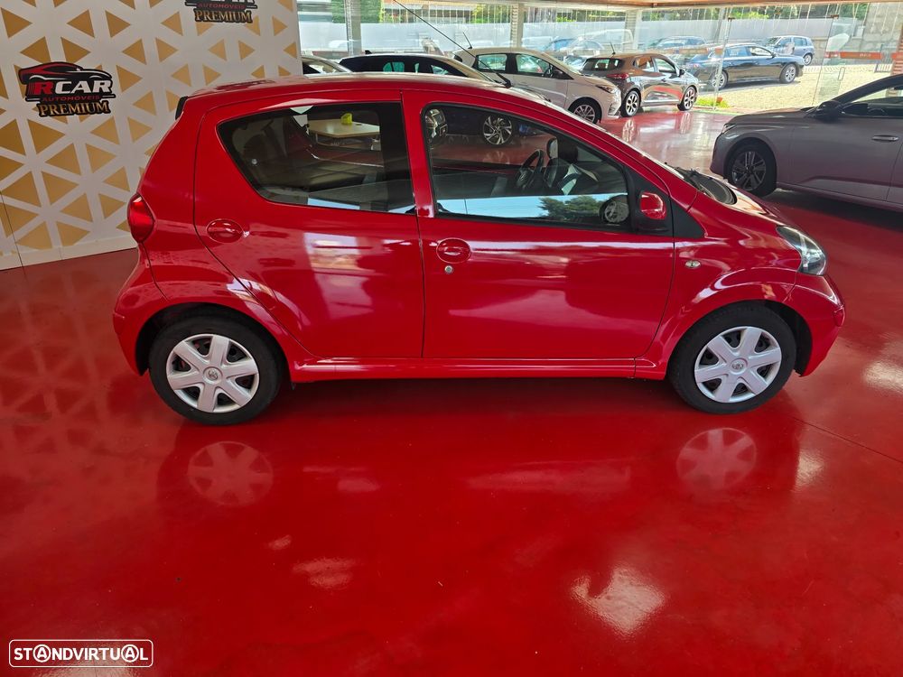 Toyota Aygo 1.0 + AC - 9