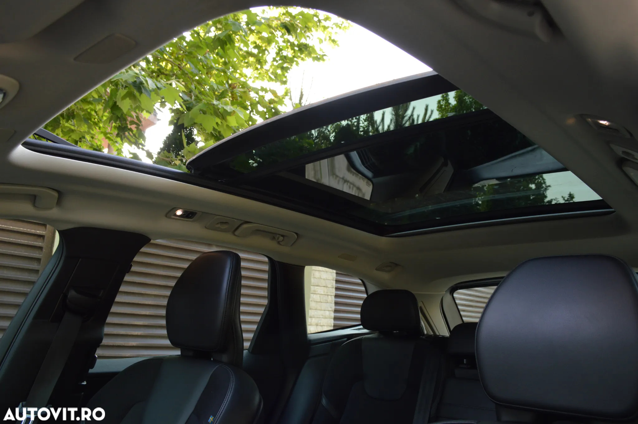 Volvo XC 60 T8 Twin Engine AWD Momentum - 35