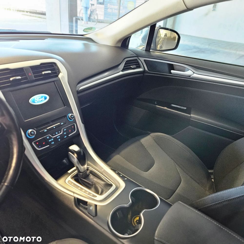 Ford Mondeo 2.0 TDCi STart-Stopp PowerShift-Aut Titanium - 19