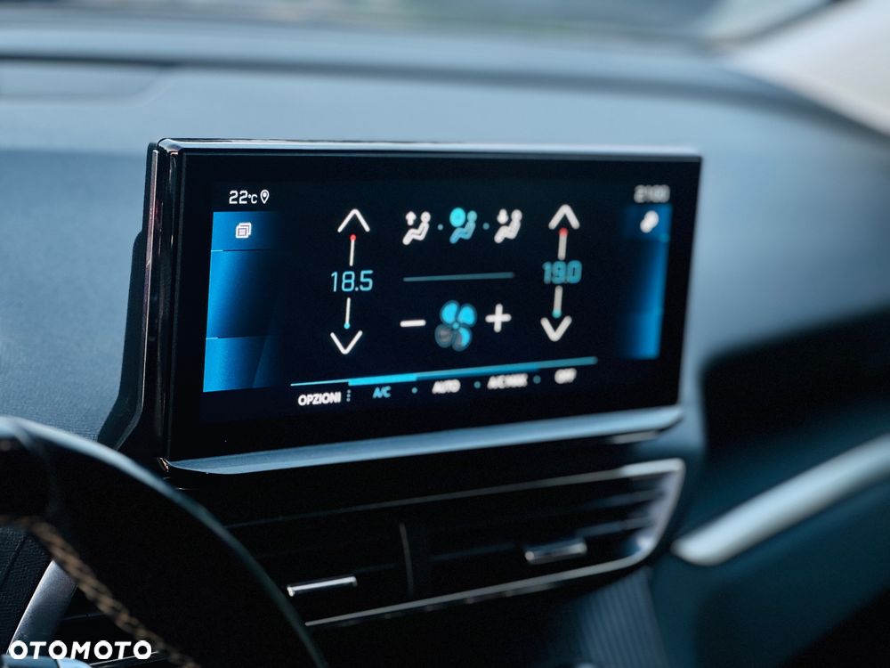 Peugeot 3008 BlueHDi 130 Stop & Start EAT8 Allure Business-Paket - 24