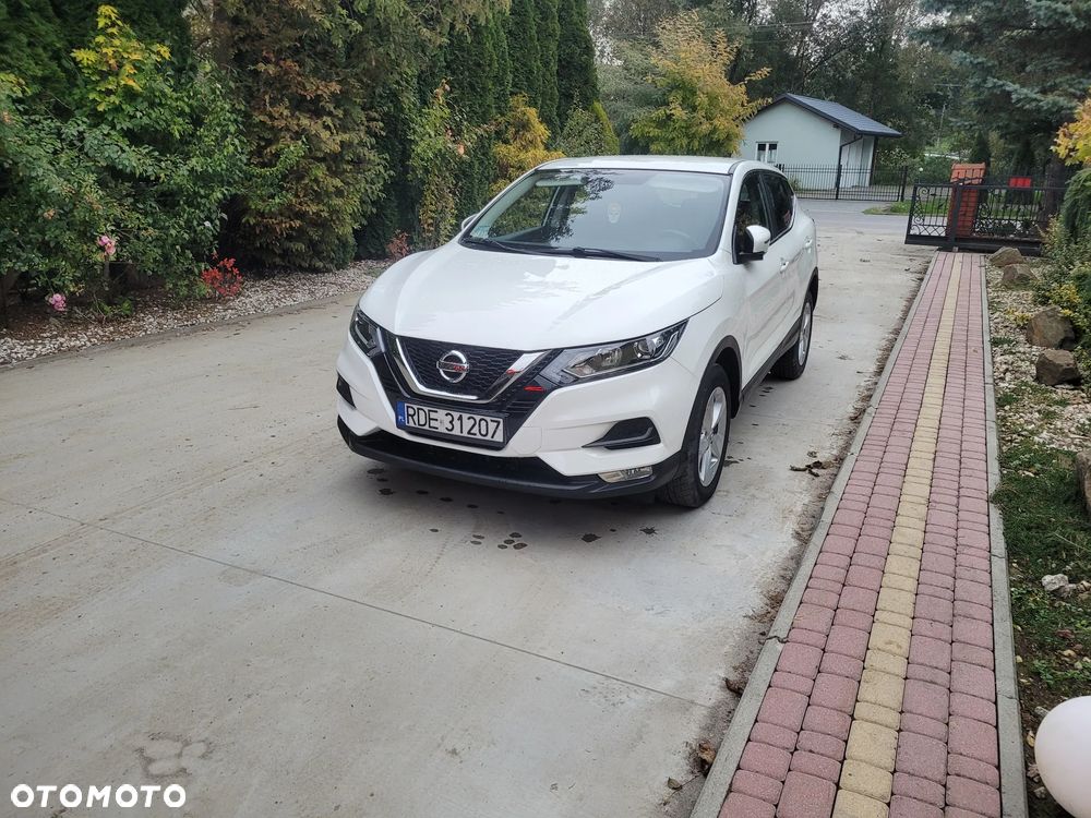 Nissan Qashqai 1.6 DIG-T Visia - 1
