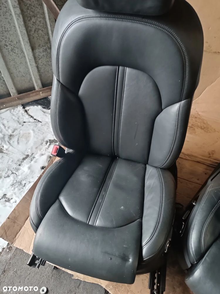 AUDI A8 D4 2012R KOMPLET FOTELI SKÓRY ŁADNE - 2