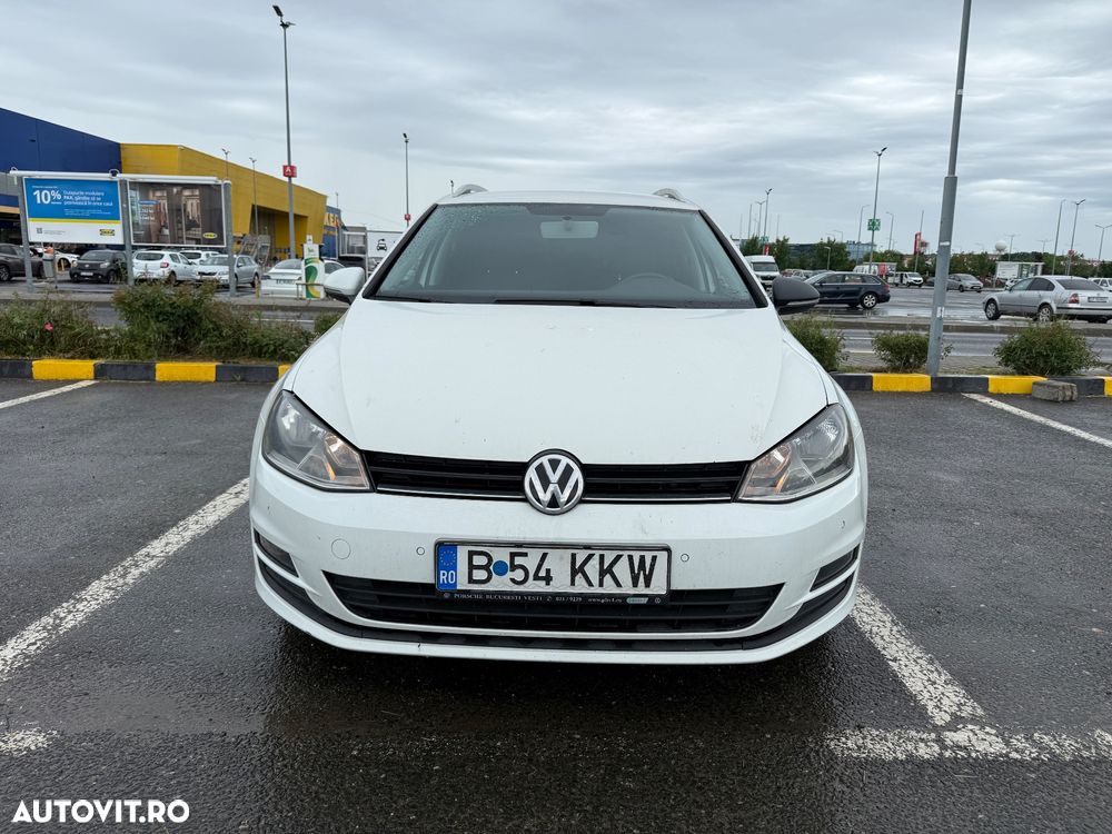 Volkswagen Golf - 2