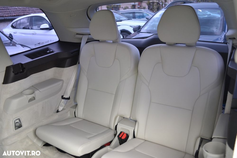 Volvo XC 90 T6 AWD Momentum - 17