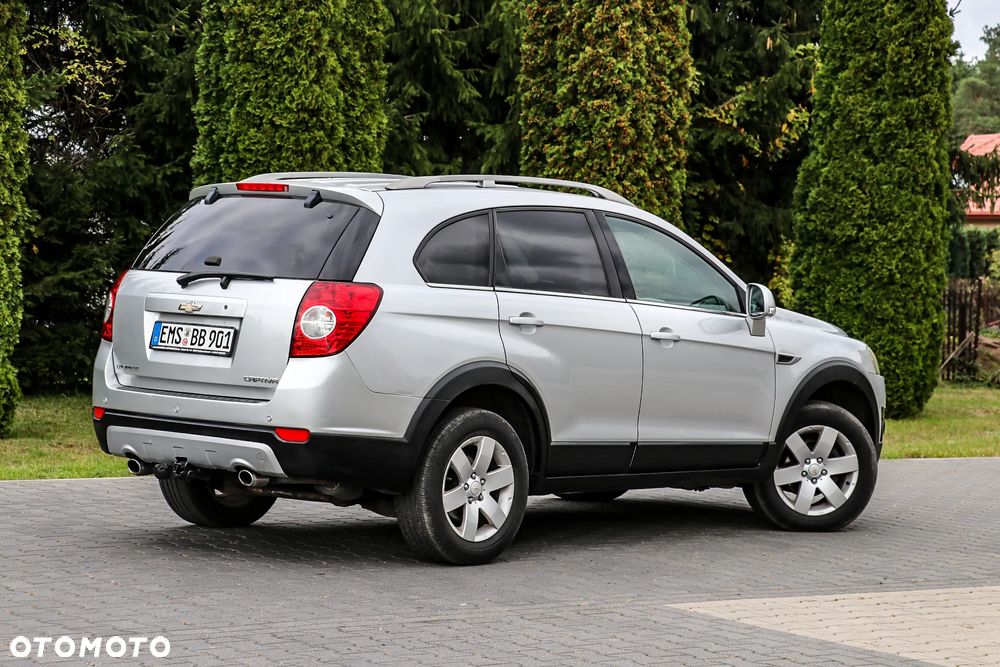Chevrolet Captiva 2.2 D LS+ - 12
