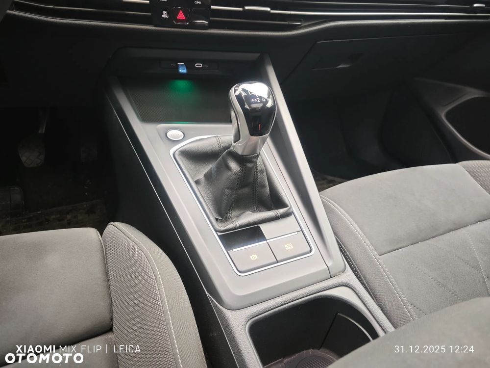 Volkswagen Golf 1.5 TSI EVO Style - 29